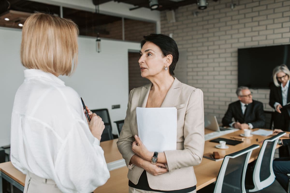 4 Ways Women Can Get Ahead In Business